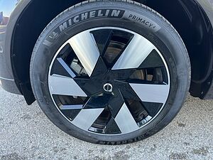 Volvo  T6 Hybrid AWD Plus Dark