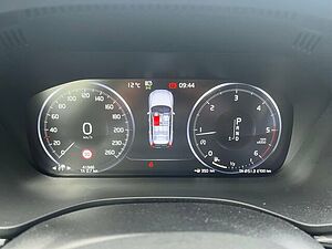 Volvo  XC 60 D4 2WD Momentum Pro (EURO 6d-TEMP)