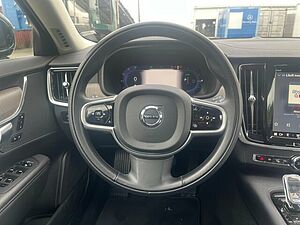Volvo  V90