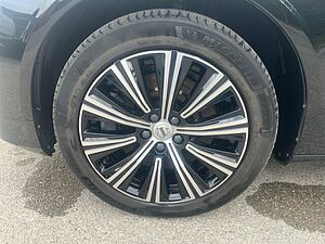 Volvo  V90