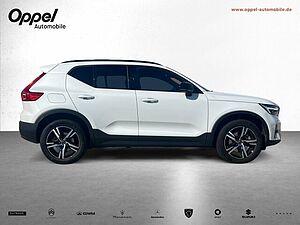 Volvo  XC40