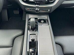 Volvo  XC60