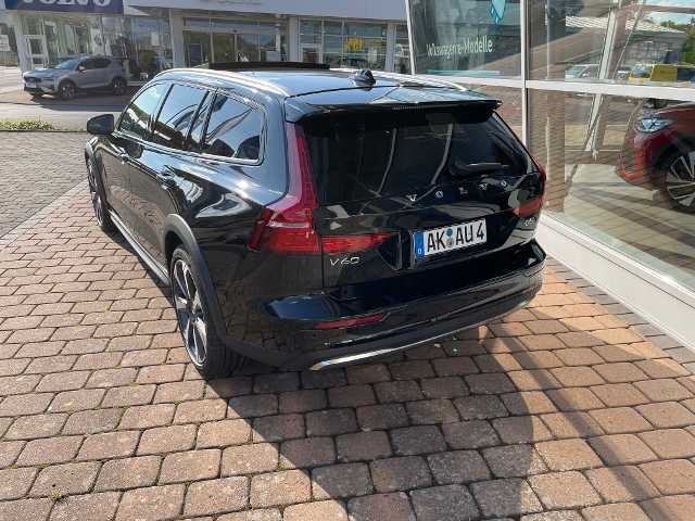 Volvo  Plus B5 AWD *Pano, 360°, Licht-Paket*