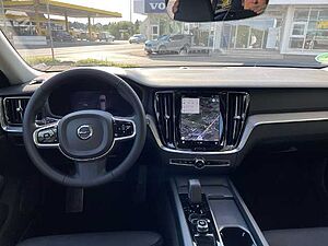 Volvo  Plus B5 AWD *Pano, 360°, Licht-Paket*