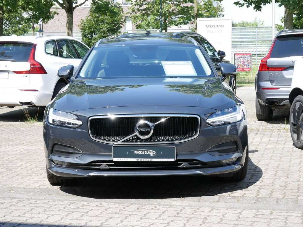 Volvo  D3 Momentum Pro LEDER AHK STANDHEIZUNG