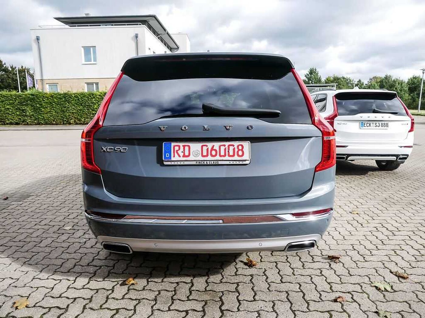 Volvo  T8 AWD Inscription Expression