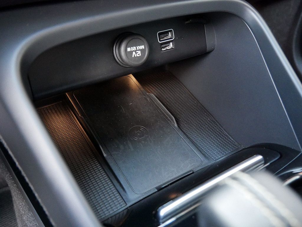 Volvo  T5 Recharge R Design MEMORY AHK 360°