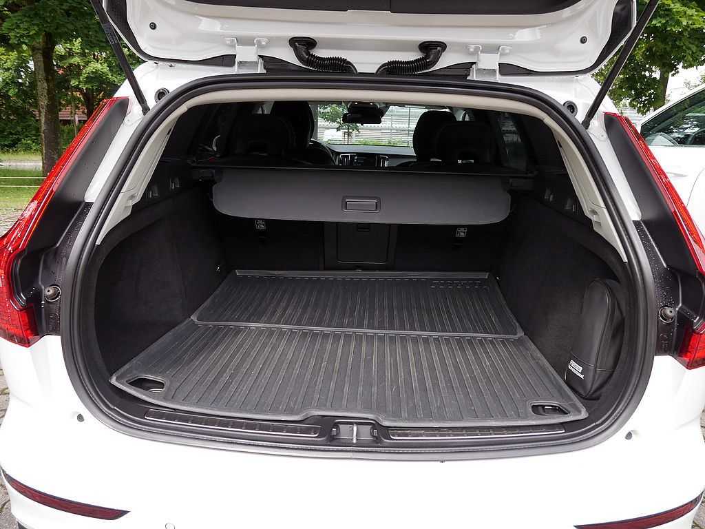 Volvo  D4 Momentum