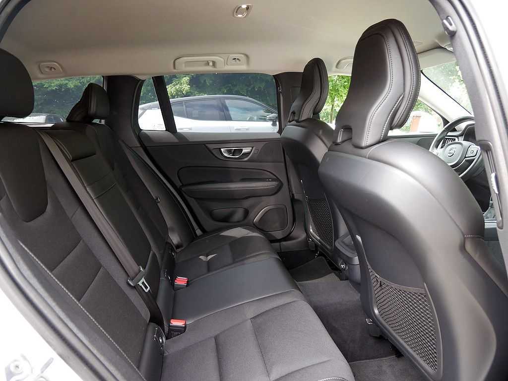 Volvo  D4 Momentum