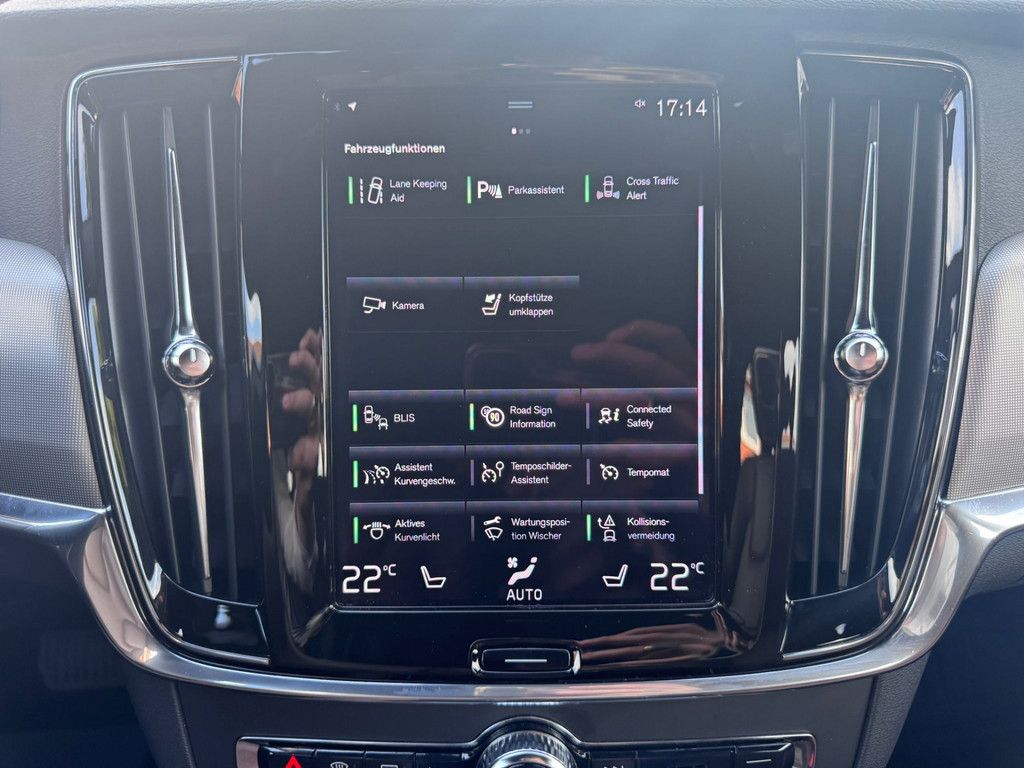 Volvo  T6 AWD Recharge Inscription Expression LED