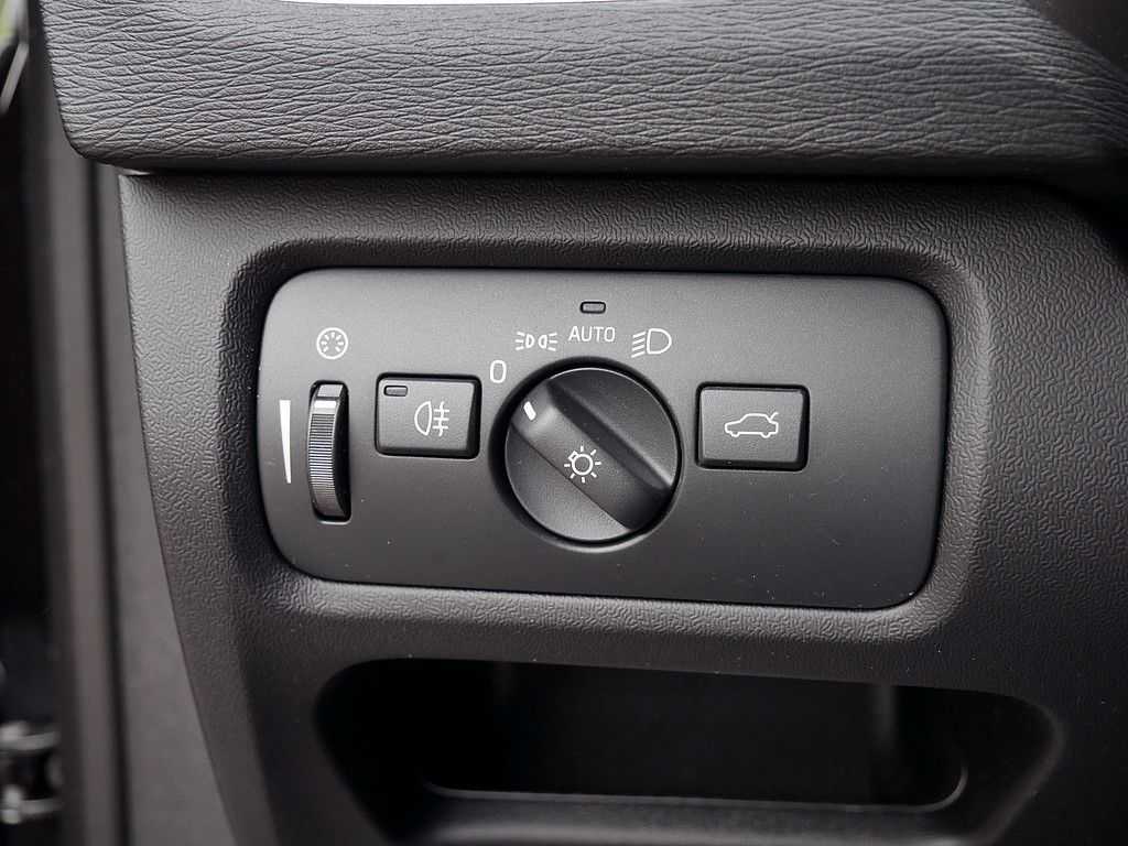Volvo  D2 R-Design