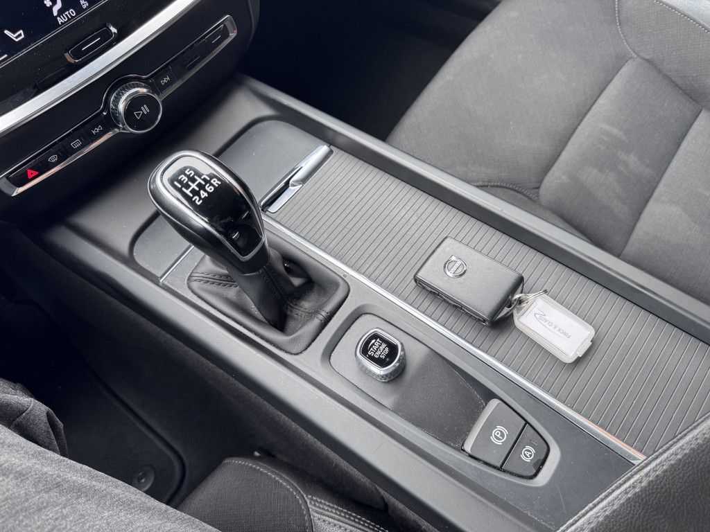 Volvo  D3 Momentum