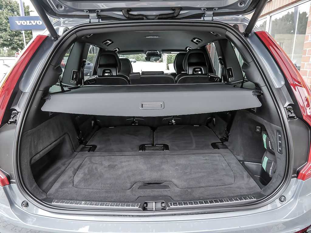 Volvo  T8 AWD R Design Edition 360° LUFTFEDERUNG
