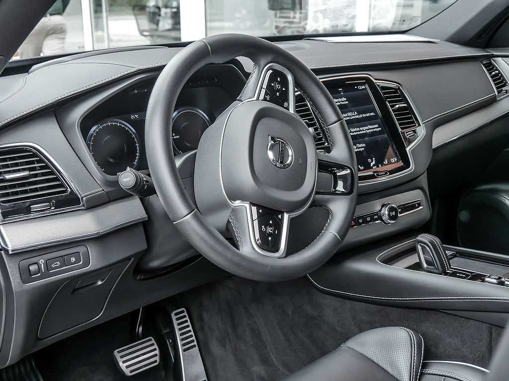 Volvo  T8 AWD R Design Edition 360° LUFTFEDERUNG