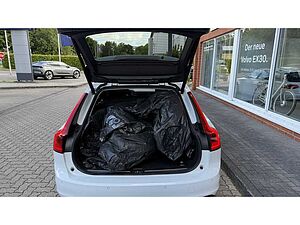 Volvo  T4 Momentum