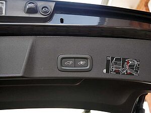 Volvo  T5 Recharge R Design MEMORY AHK 360°