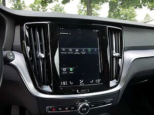 Volvo  D4 Momentum