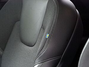 Volvo  D4 Momentum