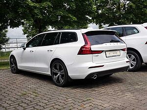 Volvo  D4 Momentum
