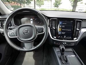 Volvo  D4 Momentum