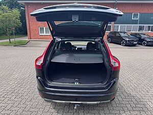 Volvo  2.0 Summum 2WD