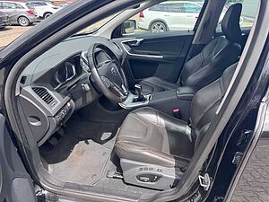 Volvo  2.0 Summum 2WD