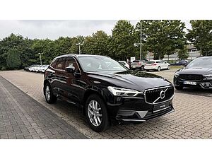 Volvo  D4 Momentum Pro LEDER RÜCKFAHRKAMERA AHK