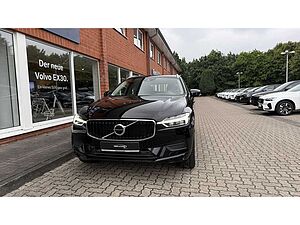 Volvo  D4 Momentum Pro LEDER RÜCKFAHRKAMERA AHK