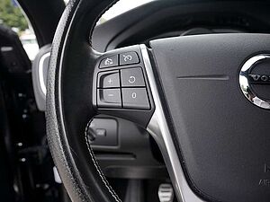 Volvo  D2 R-Design