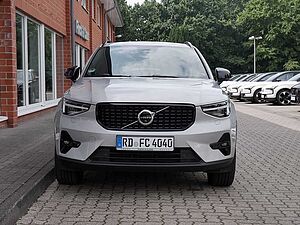 Volvo  B4 Benzin Plus Dark