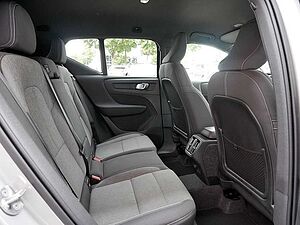 Volvo  B4 Benzin Plus Dark