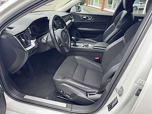 Volvo  D3 Momentum