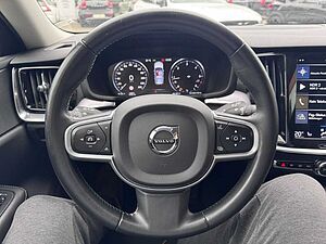 Volvo  D3 Momentum