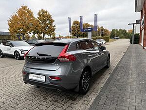 Volvo  D2 Momentum