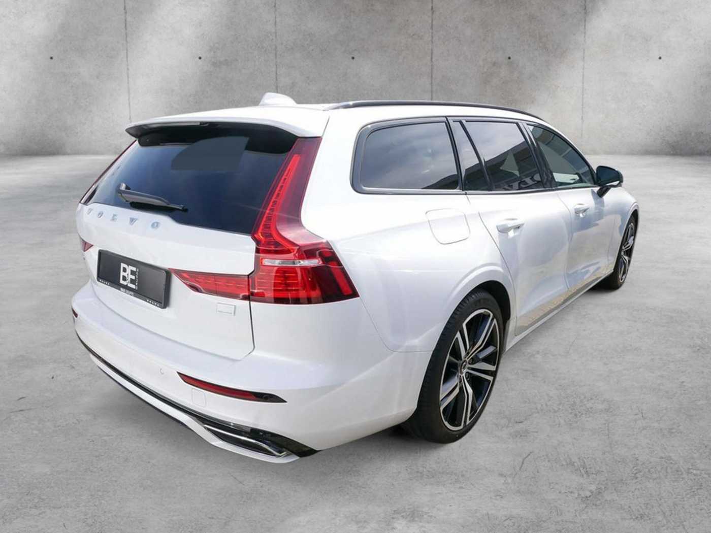 Volvo  Recharge T8 AWD R-Design HUD STANDHZ LED