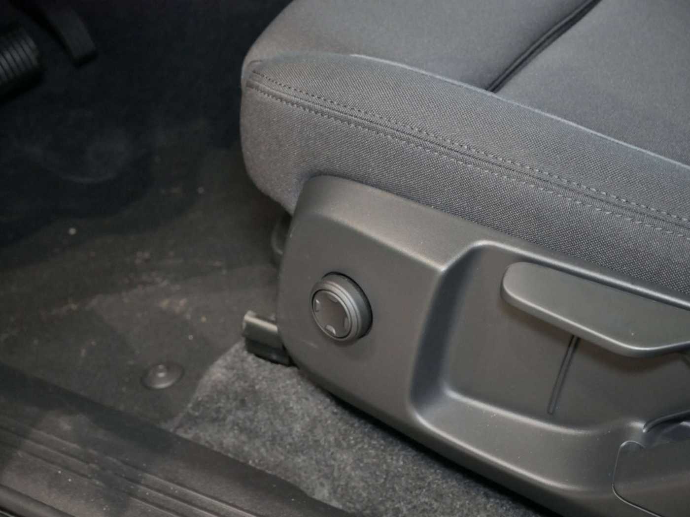 Volvo  Plus Recharge Pure Electric AWD ACC LED