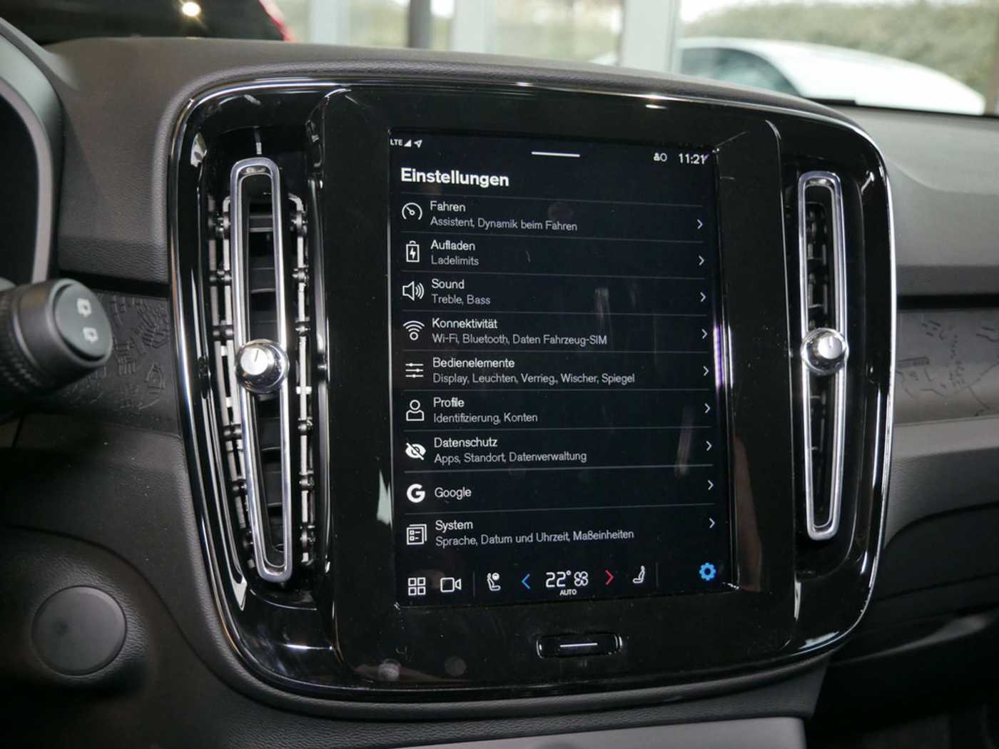 Volvo  Plus Recharge Pure Electric AWD ACC LED