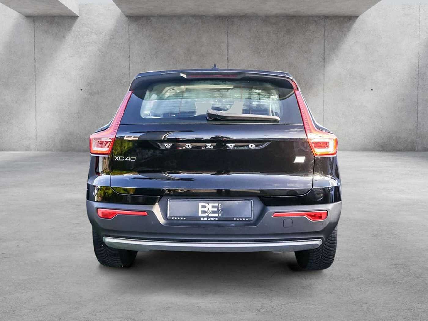 Volvo  T4 Inscription Expression Recharge LED