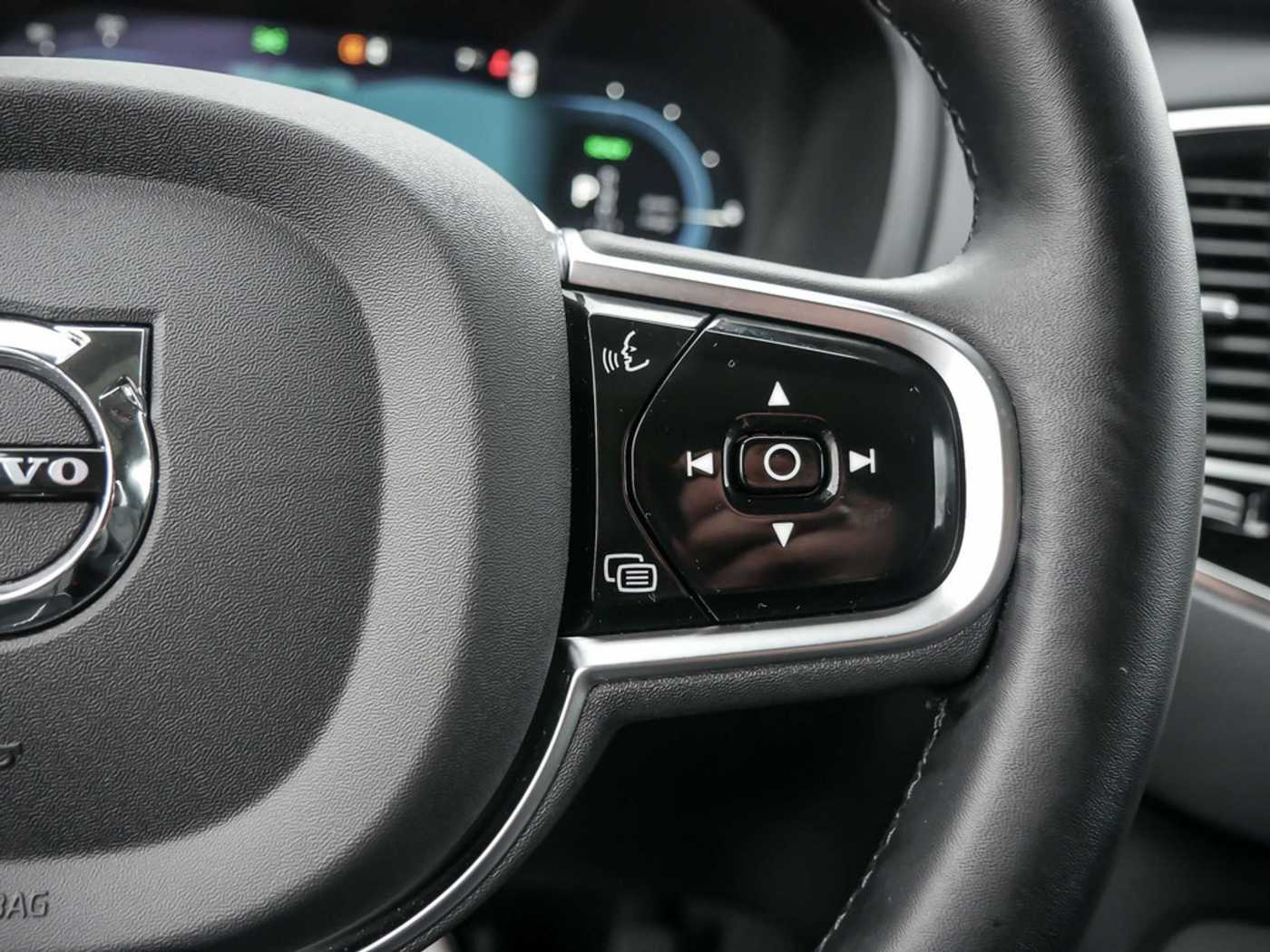 Volvo  2.0 Ultimate Bright Recharge Plug-In Hybrid AWD