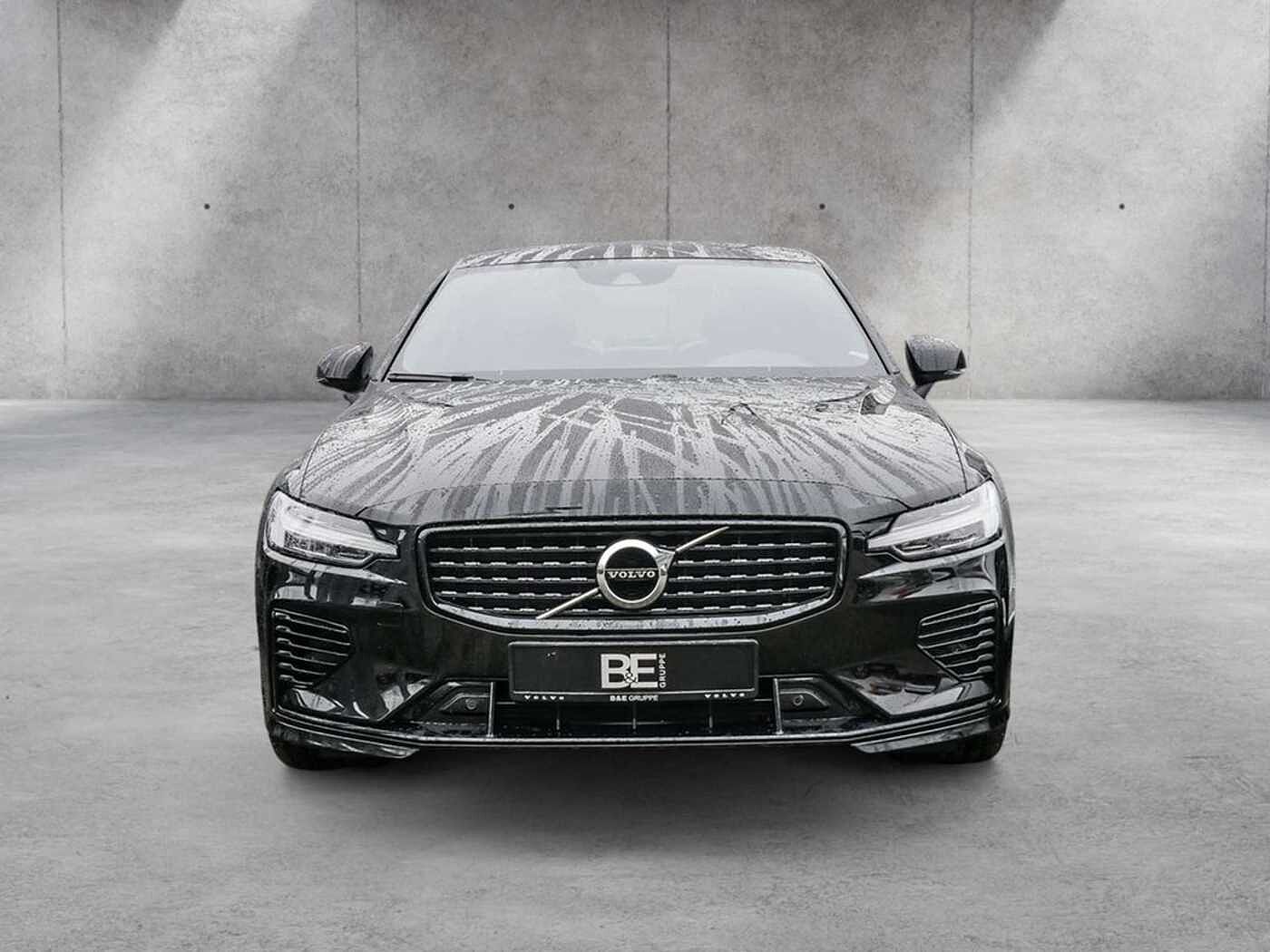 Volvo  T8 Twin Engine AWD R-Design H/K NAVI LED