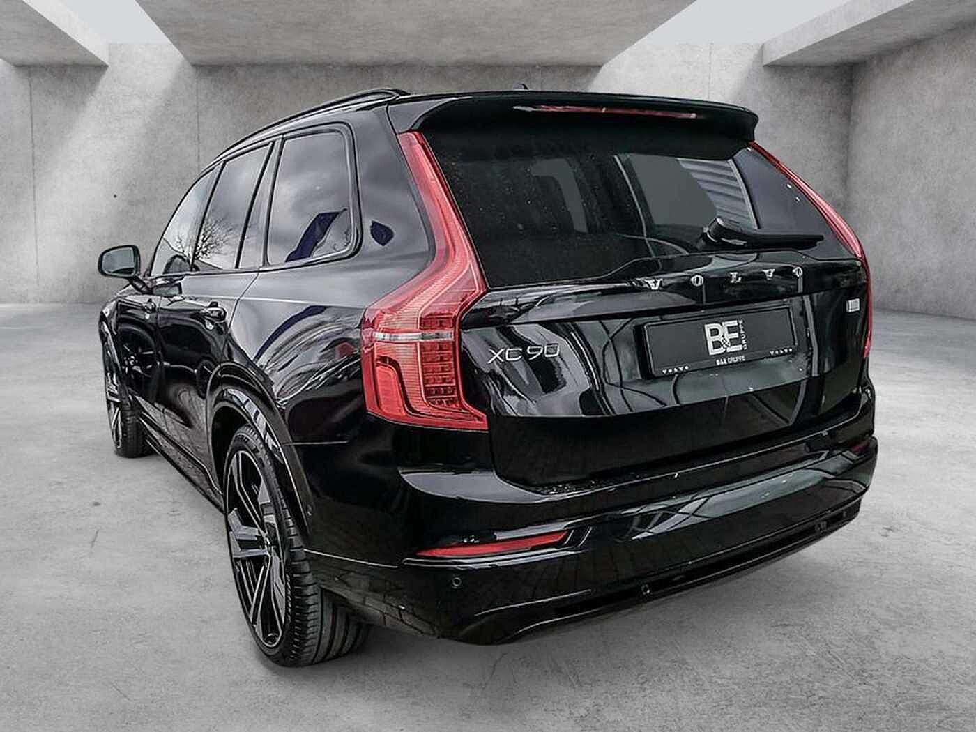 Volvo  Recharge T8 AWD Plug-in Hybrid Ultimate