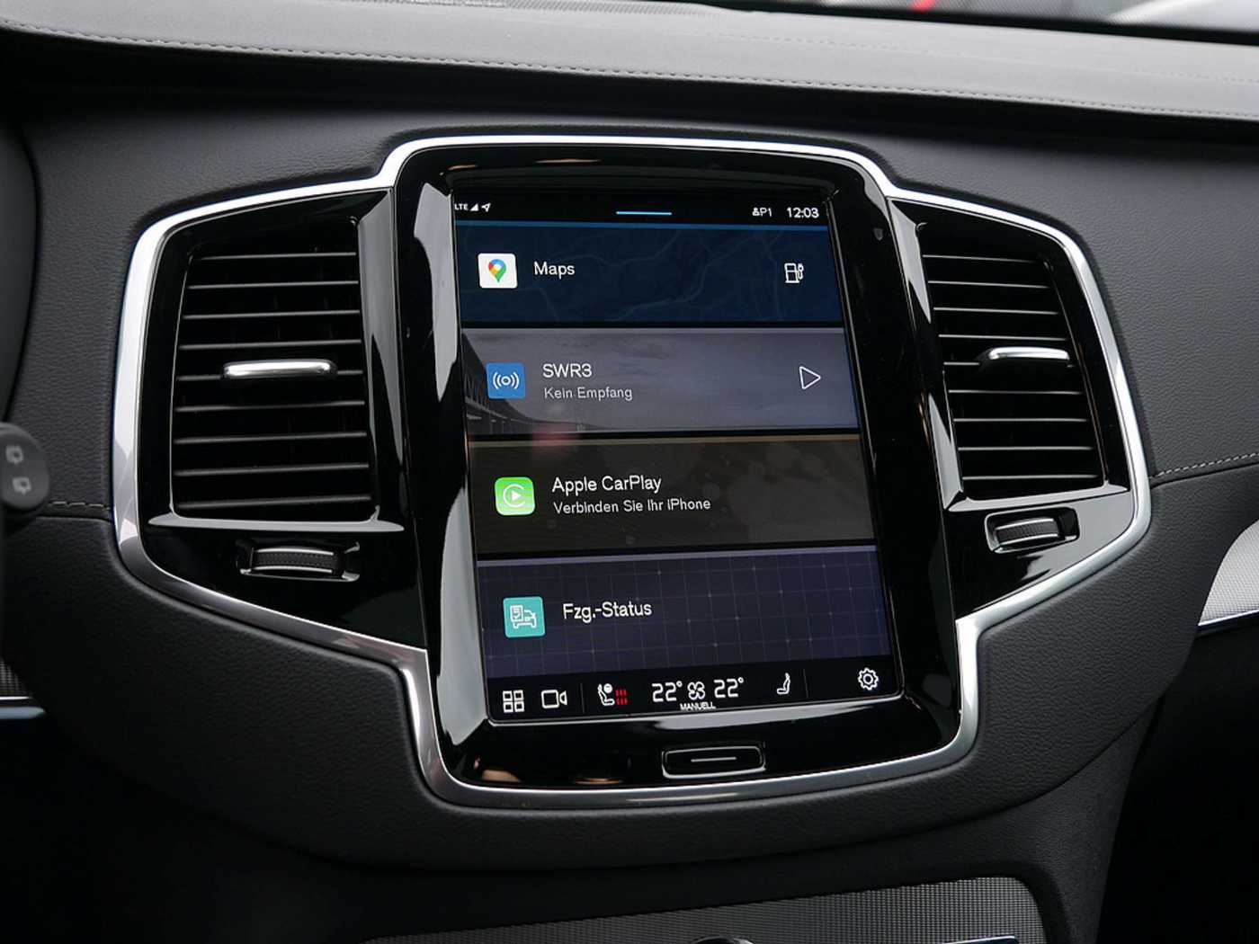 Volvo  2.0 Plus Bright Recharge Plug-In Hybrid AWD