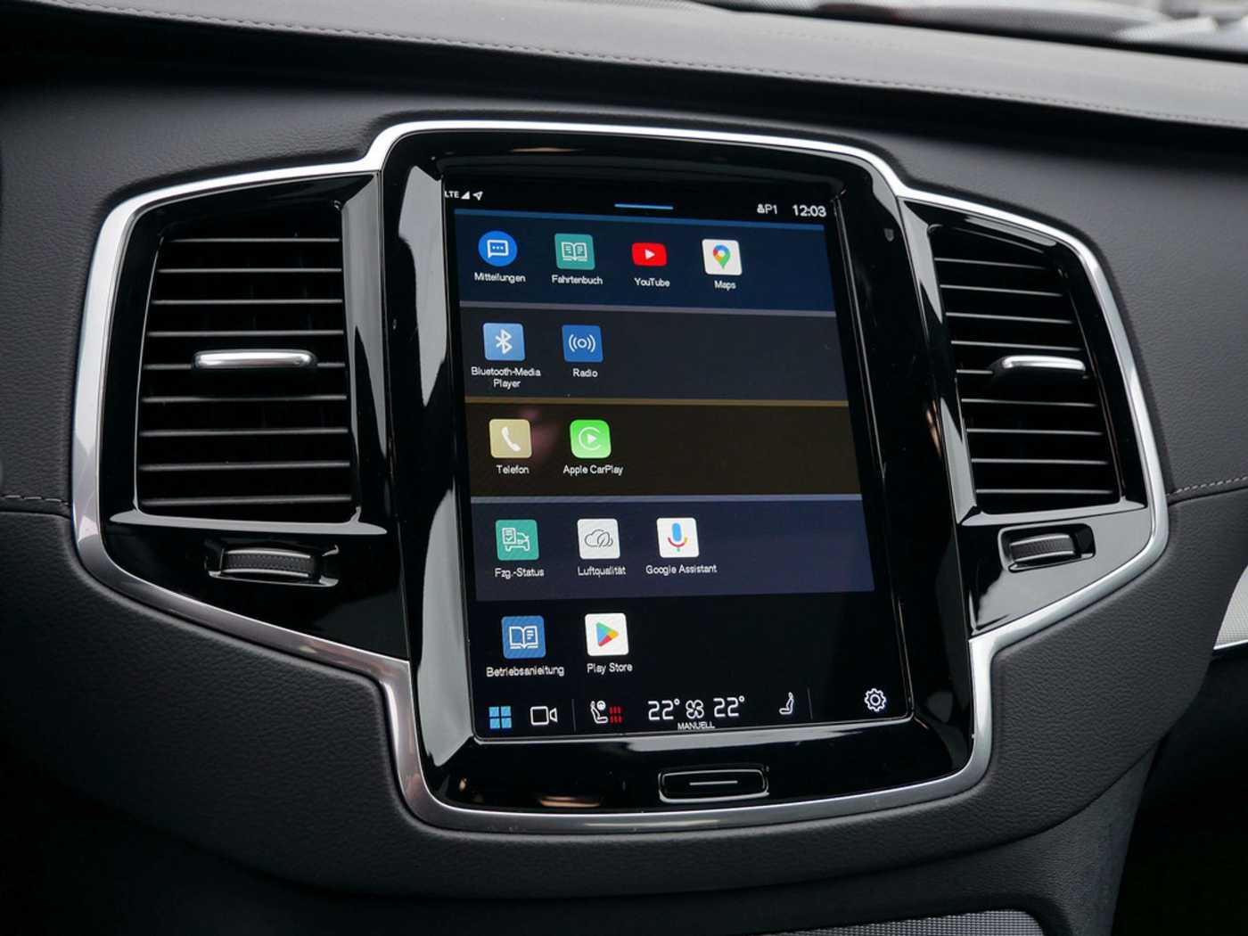 Volvo  2.0 Plus Bright Recharge Plug-In Hybrid AWD