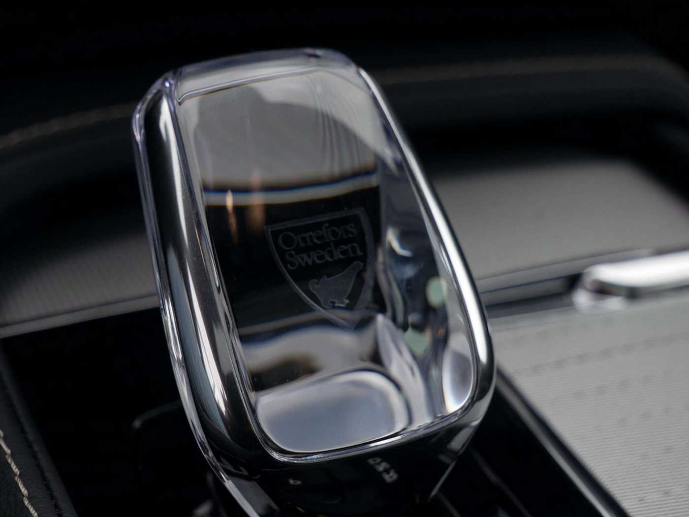 Volvo  2.0 Plus Bright Recharge Plug-In Hybrid AWD