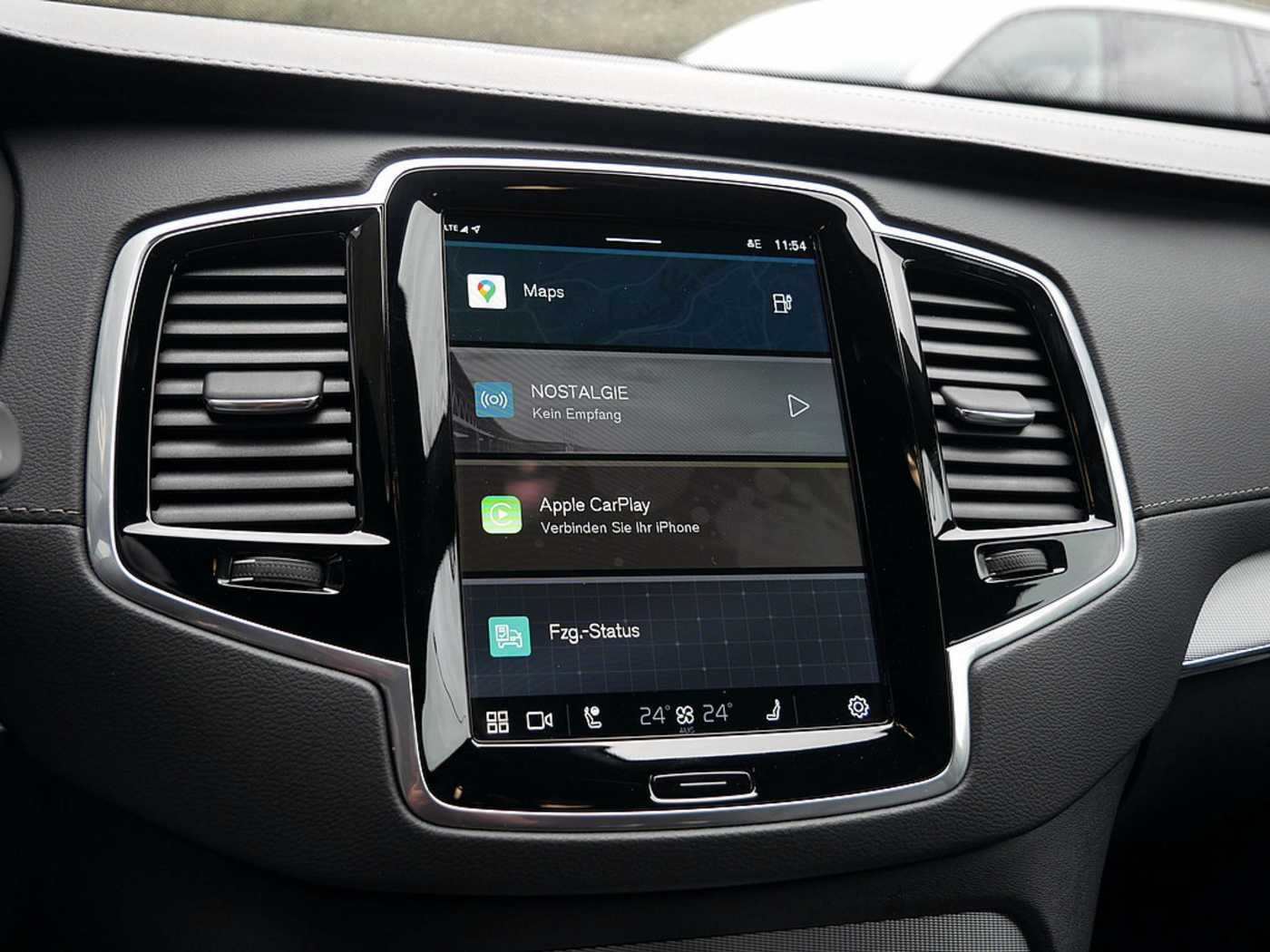 Volvo  2.0 Plus Bright Recharge Plug-In Hybrid AWD