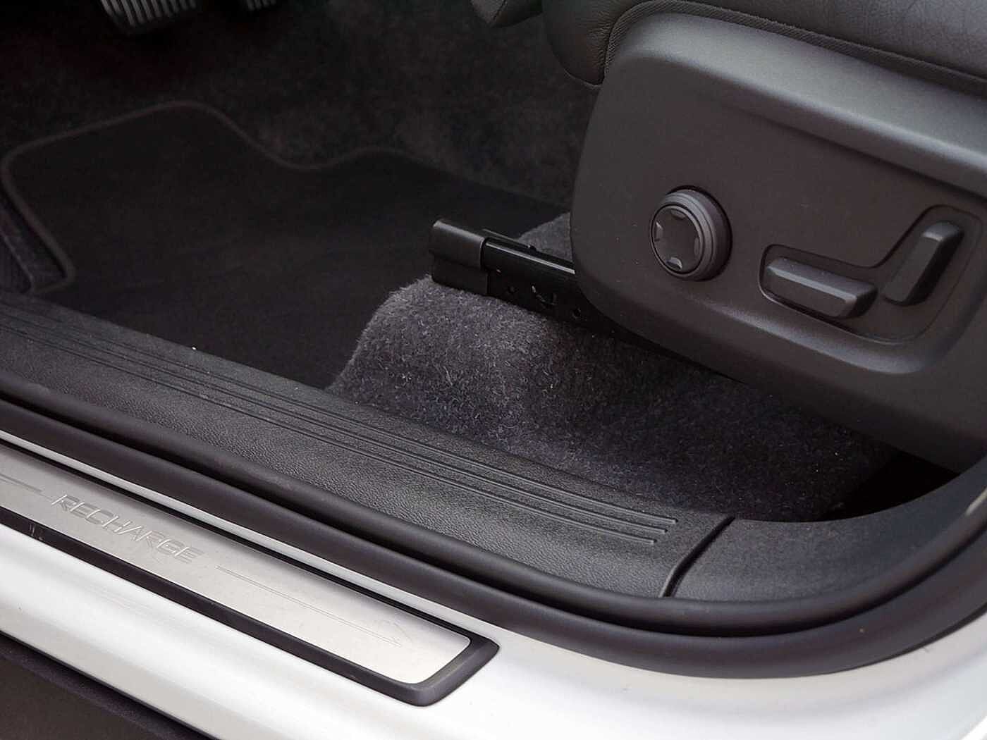 Volvo  T5 Inscription Recharge NAVI STANDHZ LED