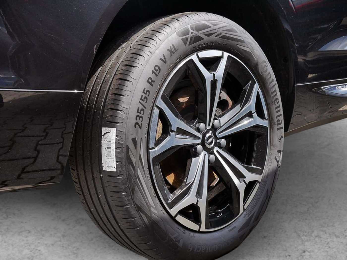 Volvo  T6 Inscription Expression Recharge AWD