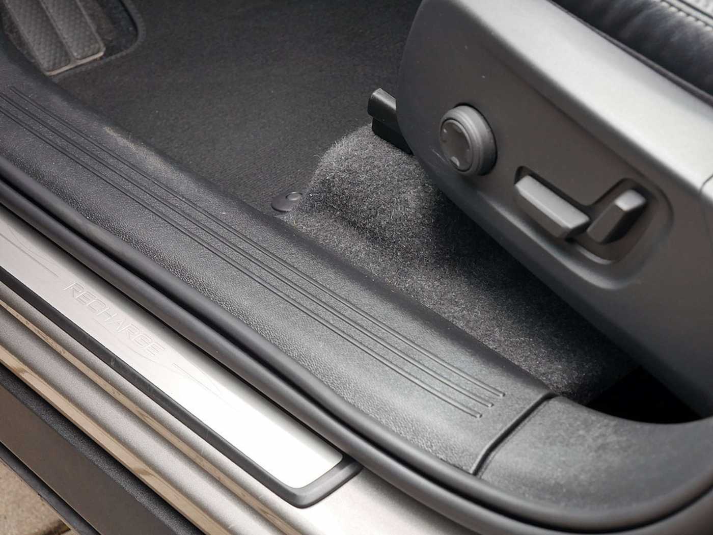 Volvo  T4 Inscription Expression Recharge LED