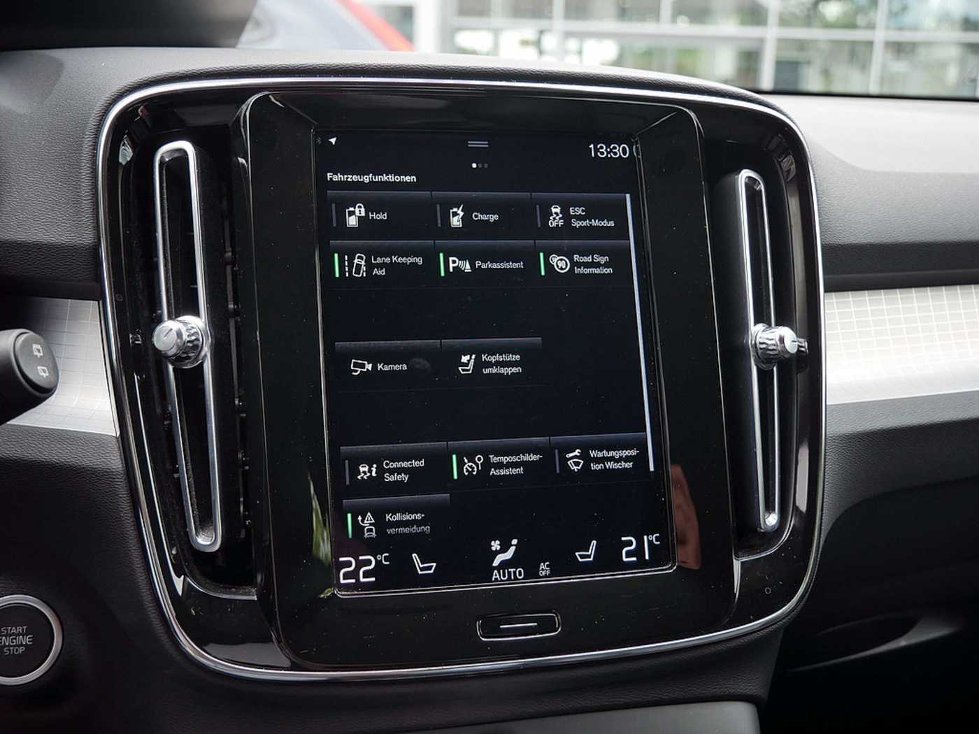 Volvo  T4 Inscription Expression Recharge LED
