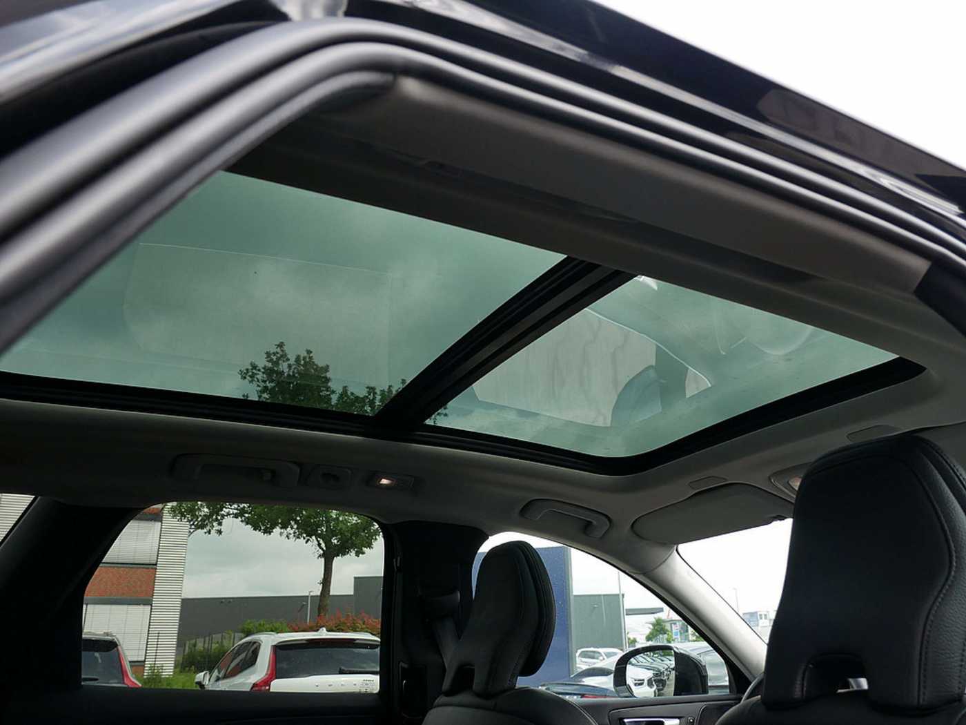 Volvo  T6 Inscription Expression Recharge AWD